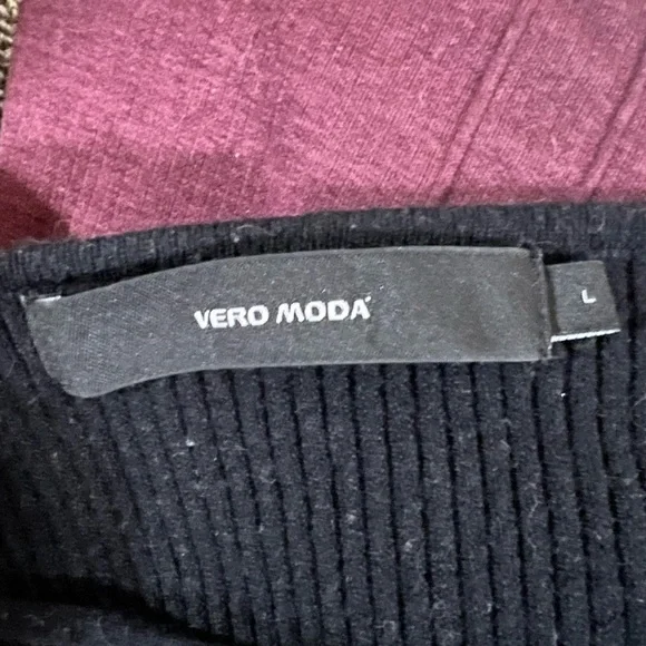 Black Ribbed Knit Cardigan - Picture 4 of 5